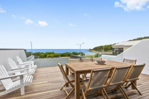 Joy Apartment 4, Lorne